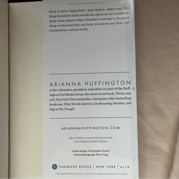 🟢 The Sleep Revolution by Arianna Huffington | Self-Help | Hardcover Book - Picture 11 of 12
